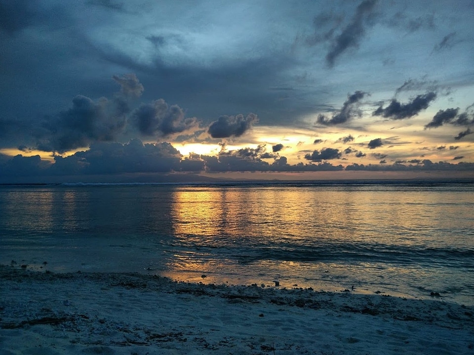 Atmosphere basin beach photo