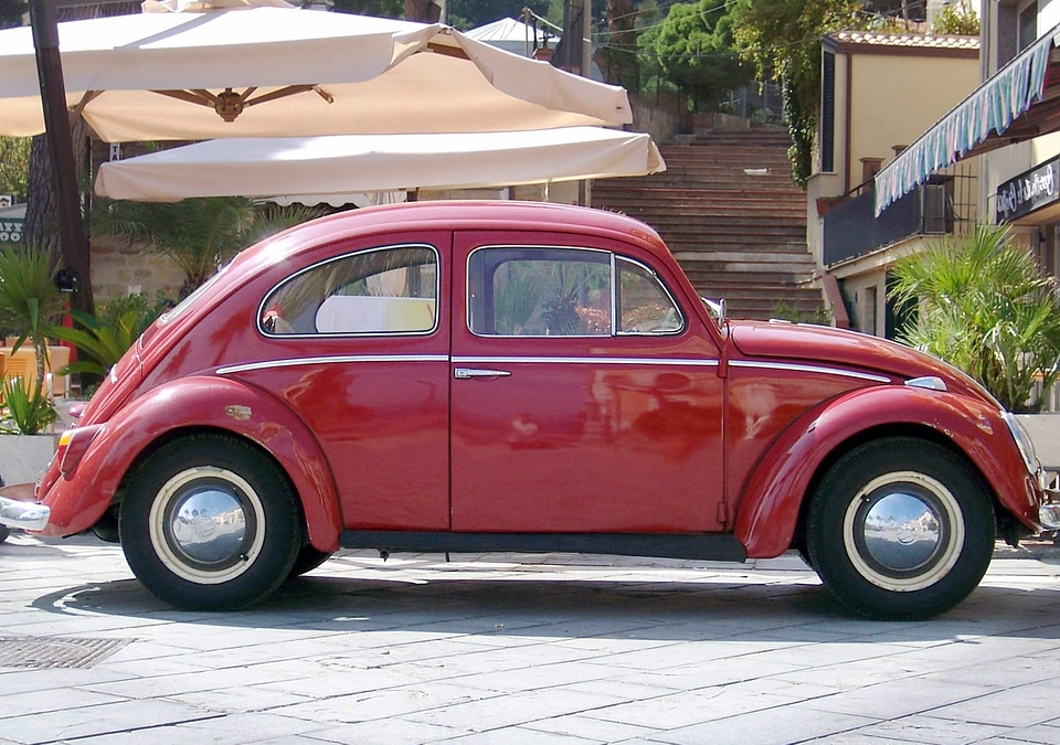 Automobile automotive bumper