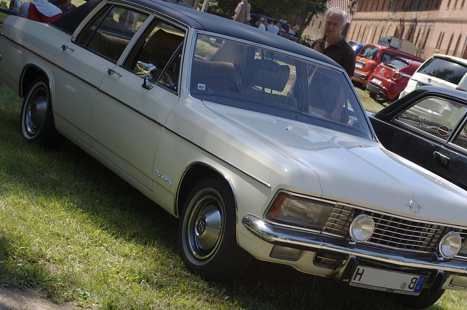 Automobile automotive car