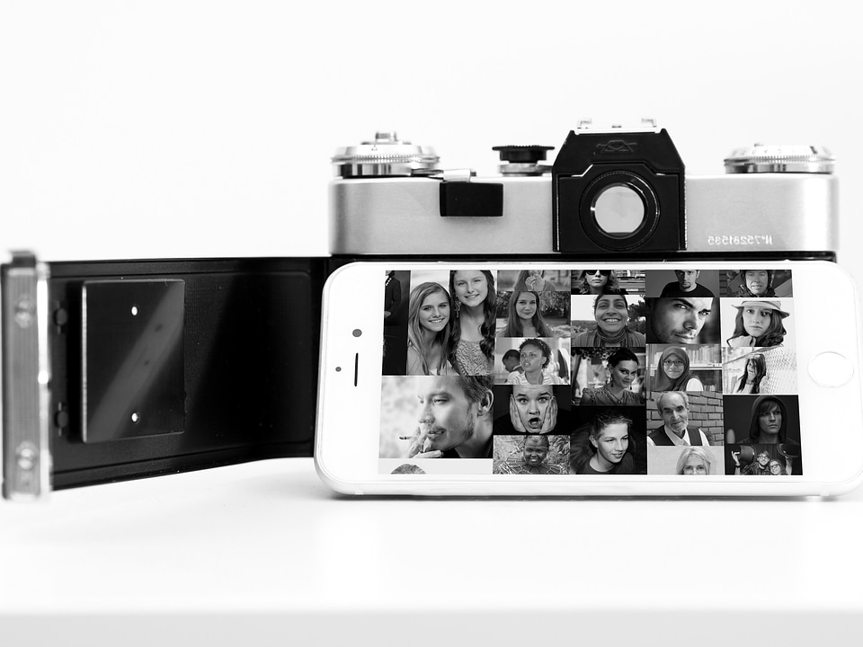 Aperture black black and white