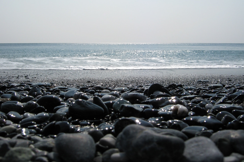 Reflection stone backlighting