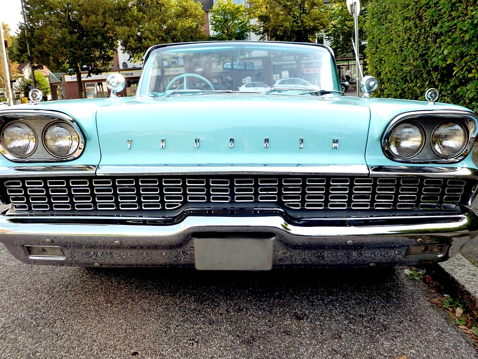 Automobile automotive bumper