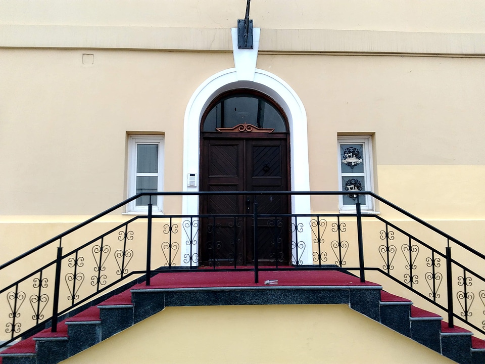 Architectural Style architecture balcony