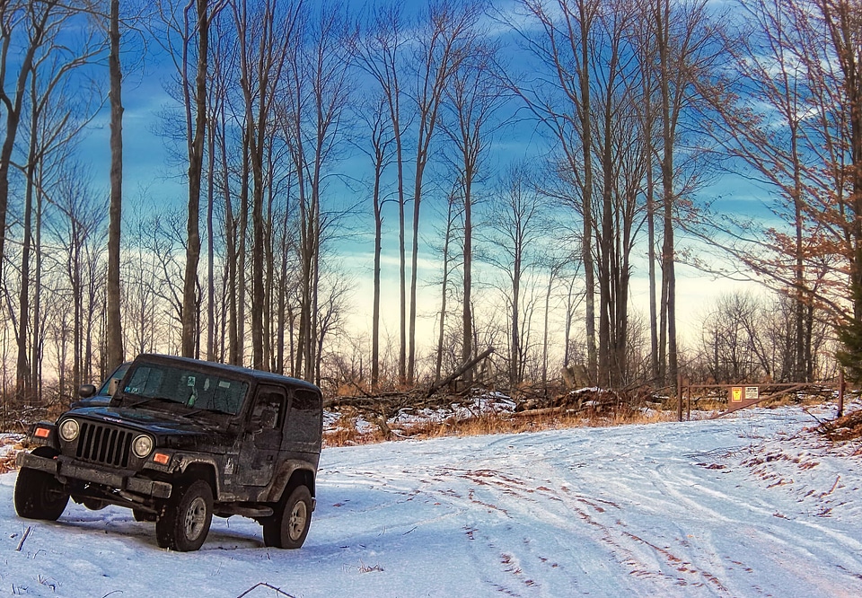 Beautiful Photo blue sky car