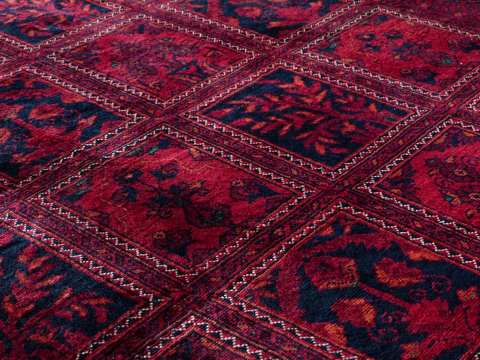 Silk wool carpet weaving center