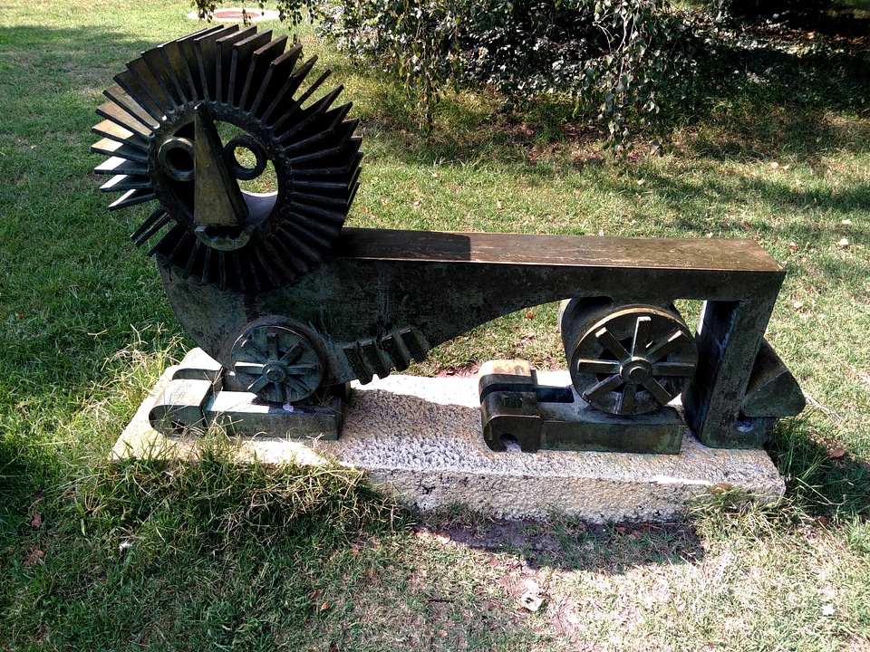 Art cast iron garden