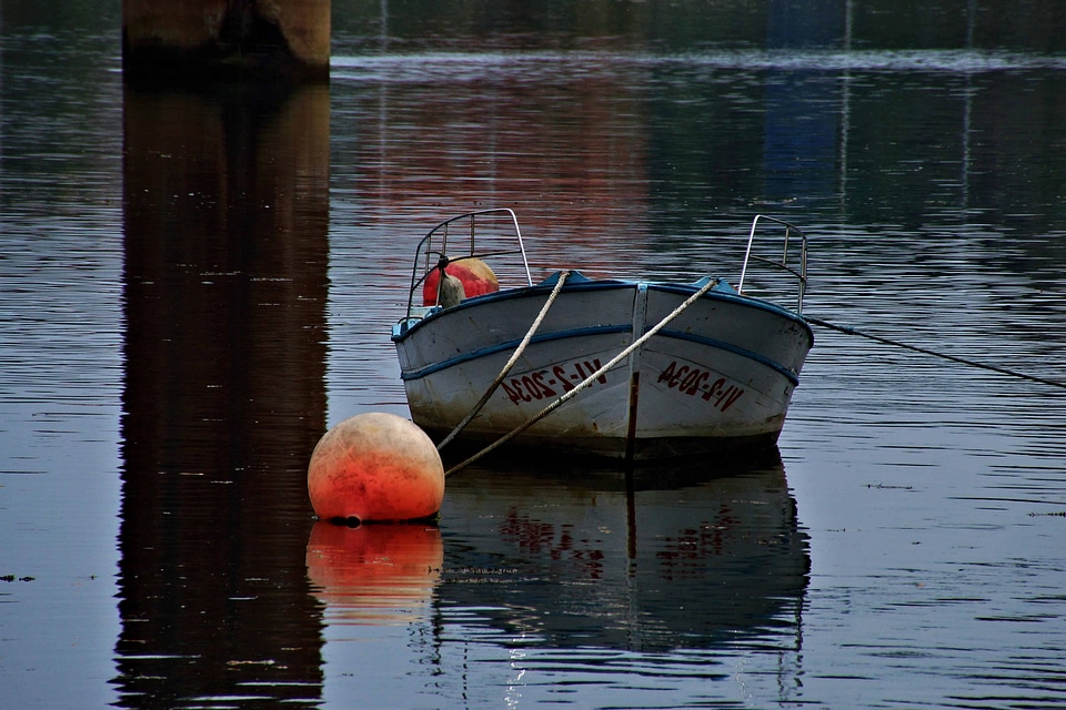 Boat coast dock photo