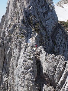 Exposed scramble lenses ridge