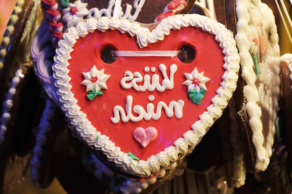 Biscuit cake calorie