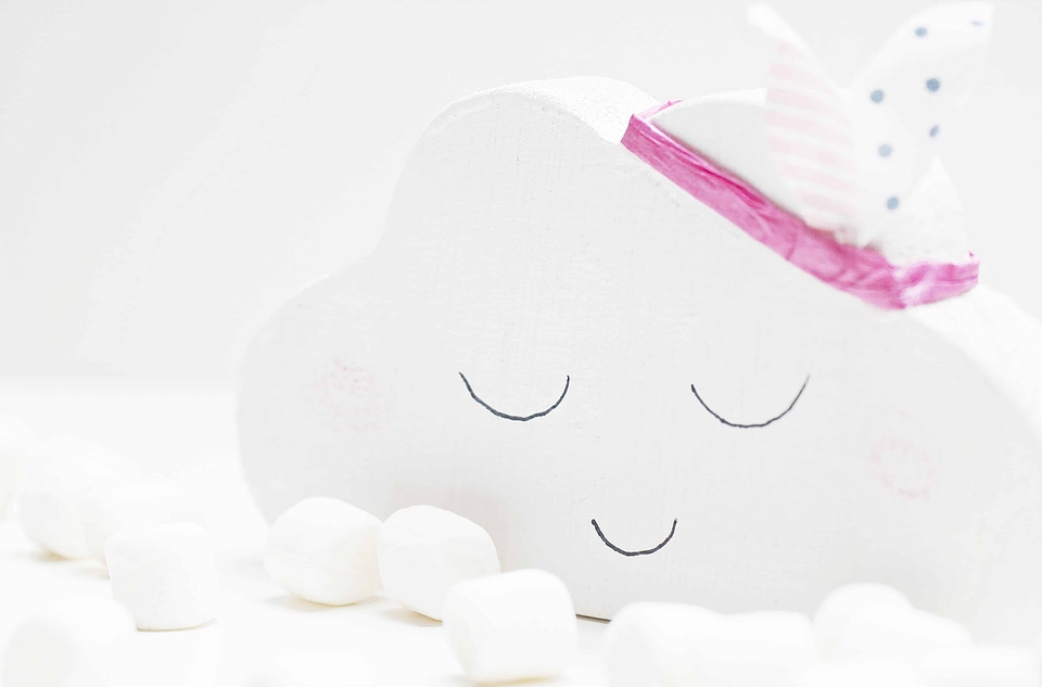 Art cloud decoration