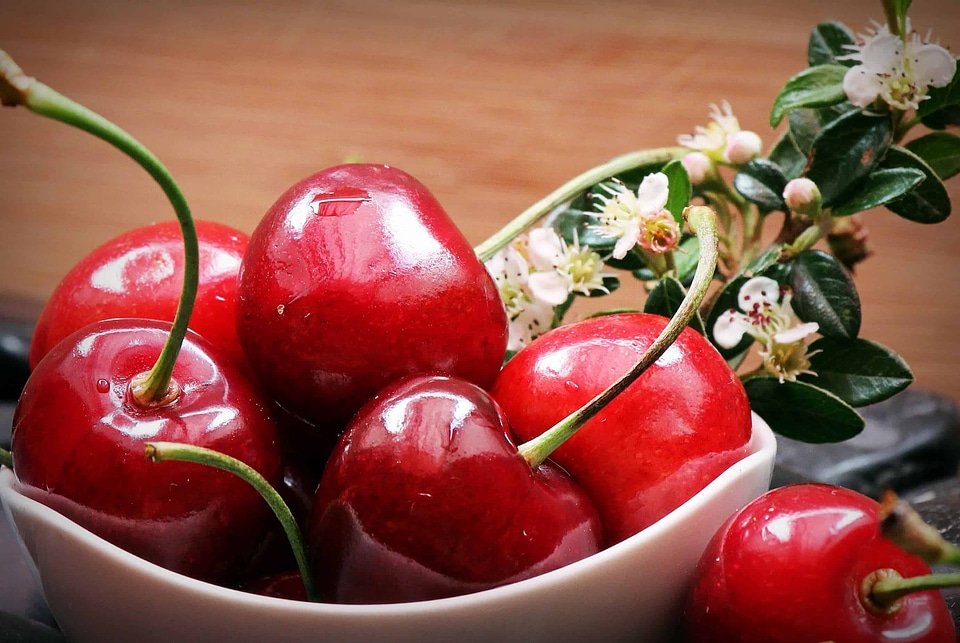 Beautiful Photo calorie cherry