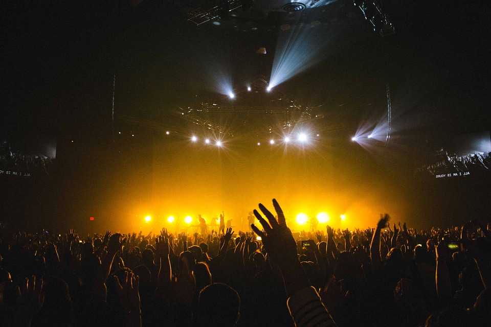 Audience cloud concert