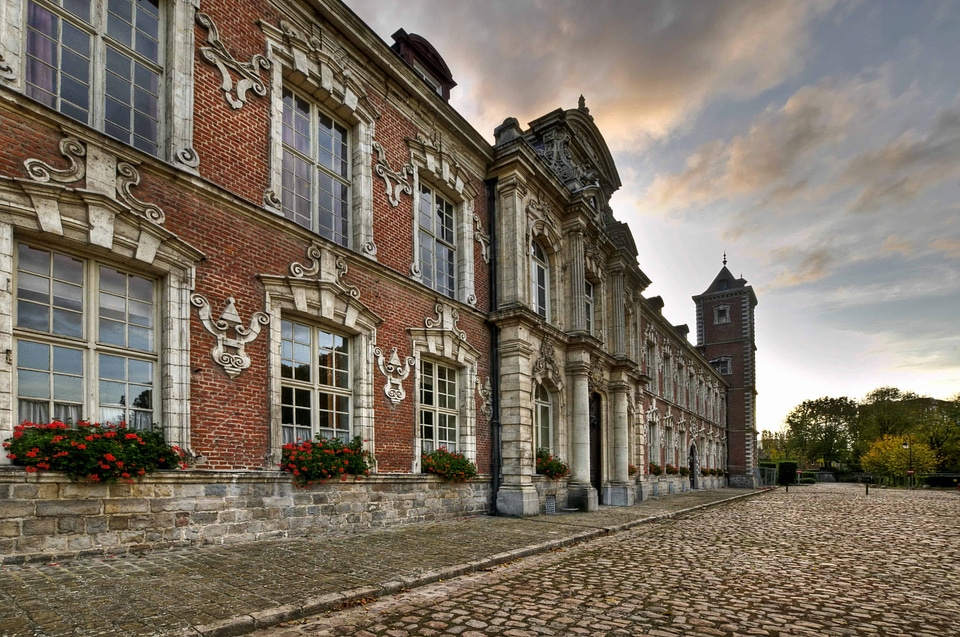 Architecture beautiful photo cloud