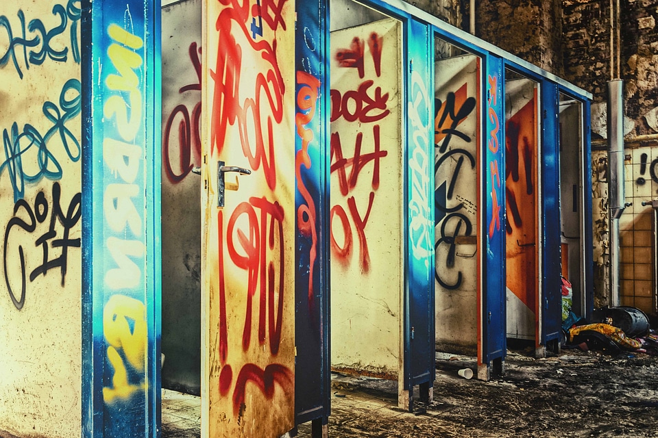 Cabin colorful graffiti
