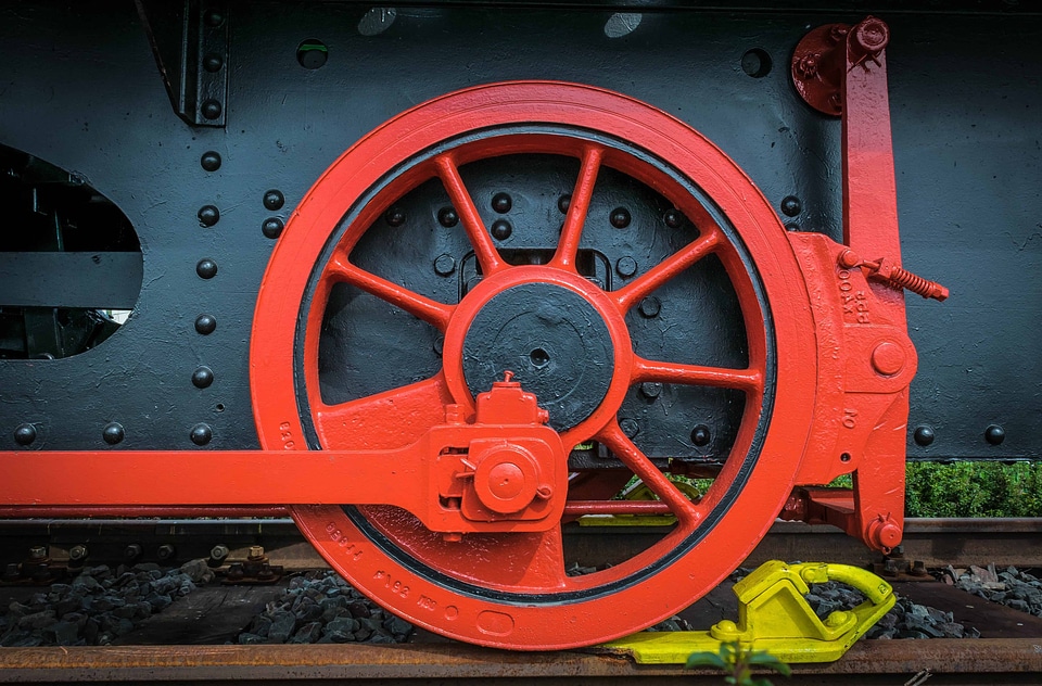 Condensation engine industry photo