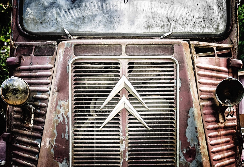 Antique architecture automobile