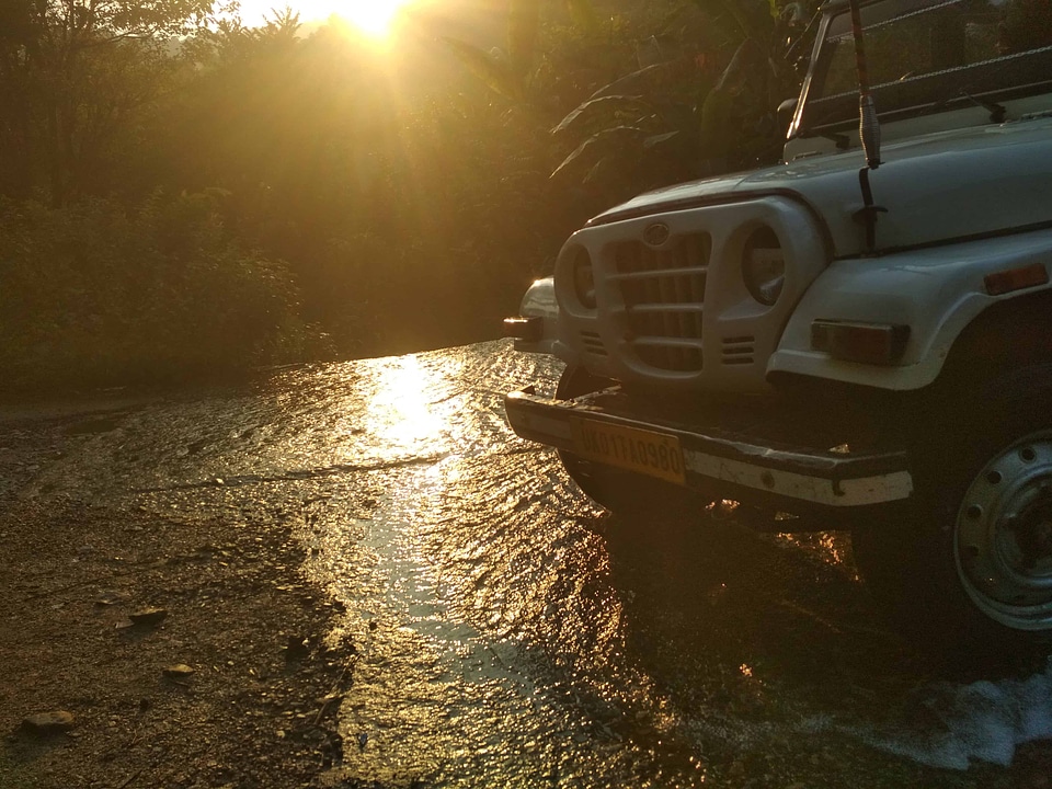 Automobile boat car