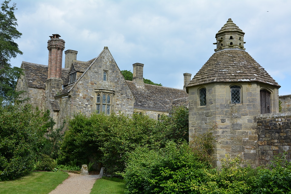 Manor house country house house