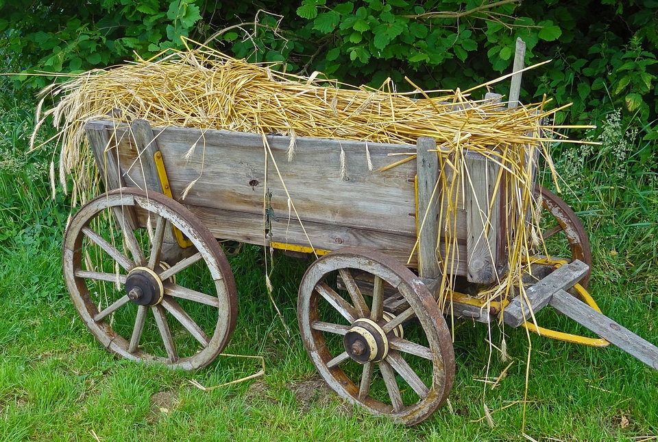 Hay wagon cart towbar