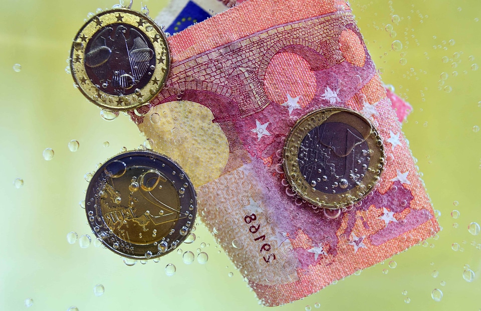 Bank banking cash