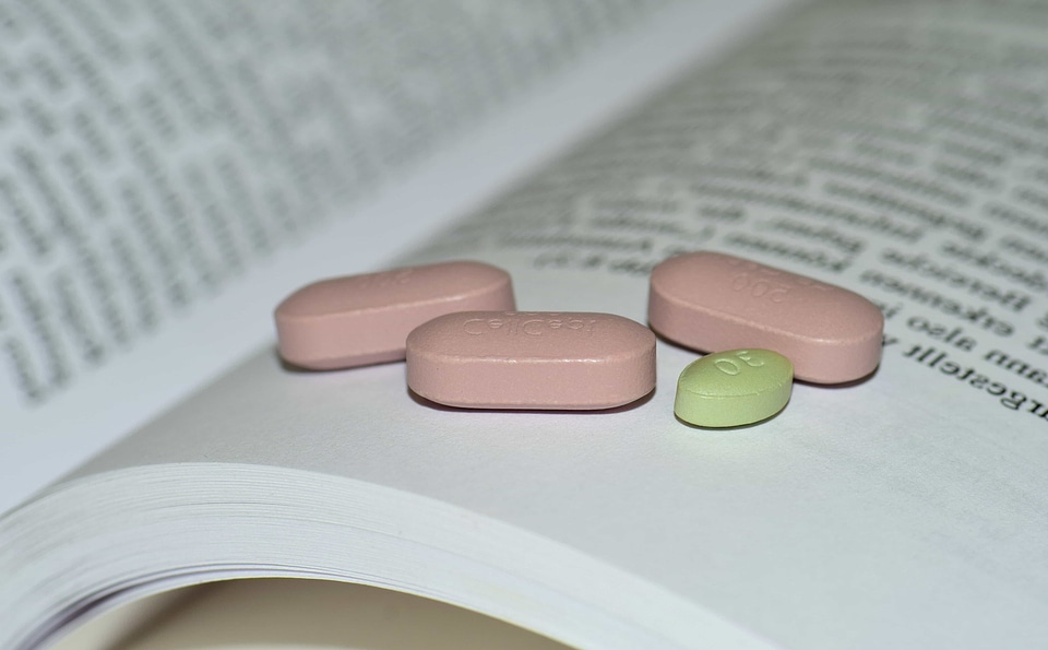 Book capsule health care