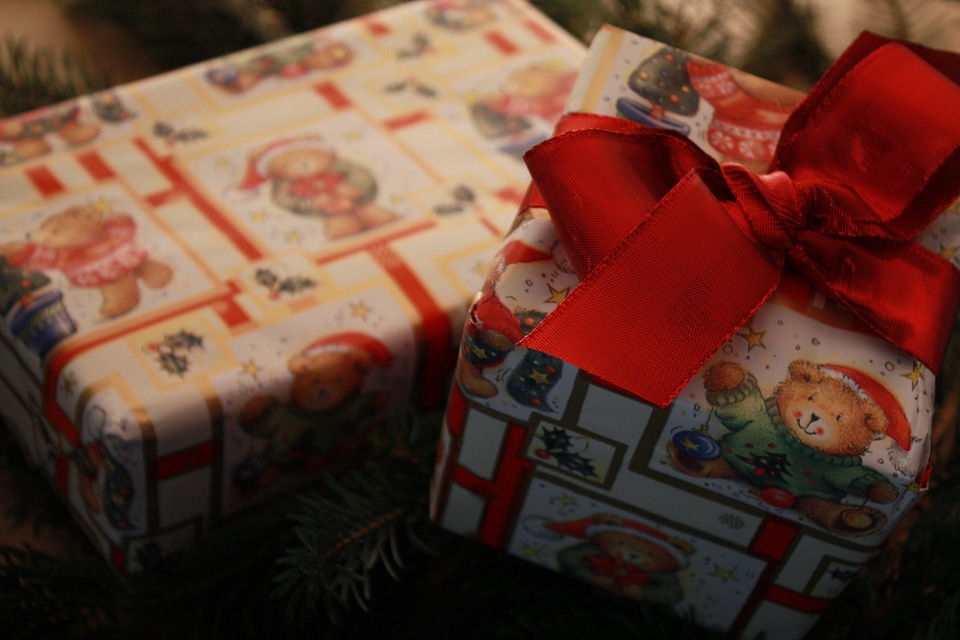 Wrapping paper teddy loop
