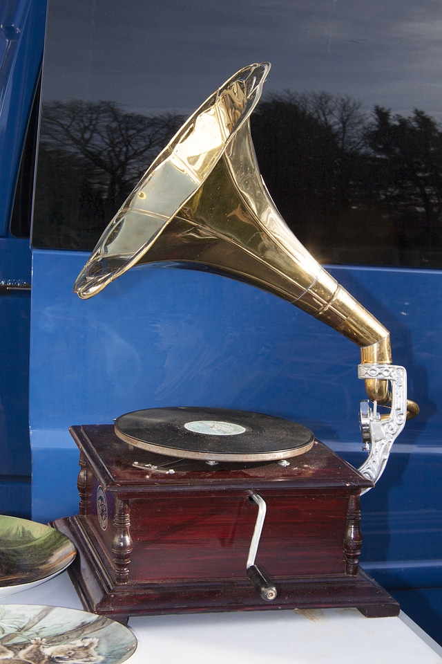 Playback of sound junk were used
