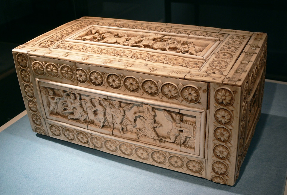 Ivory casket ivory decorated
