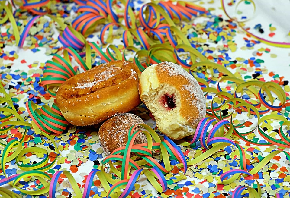 Biscuit breakfast cake