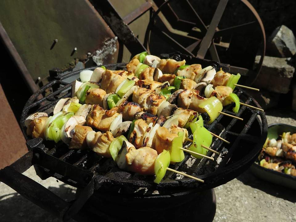 Barbecue calorie charcoal