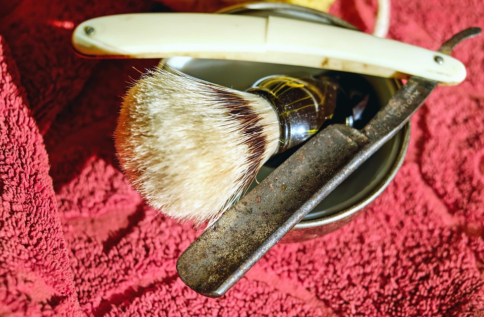 Brush craft detail