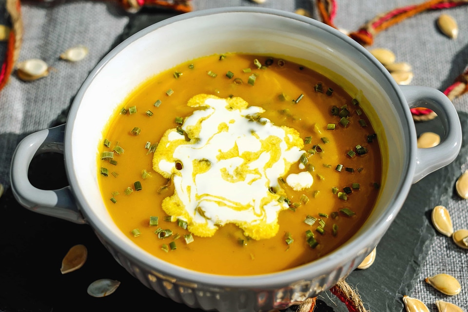 Bowl calorie cream