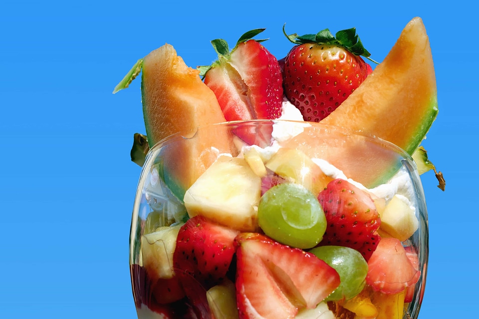 Berry calorie delicious