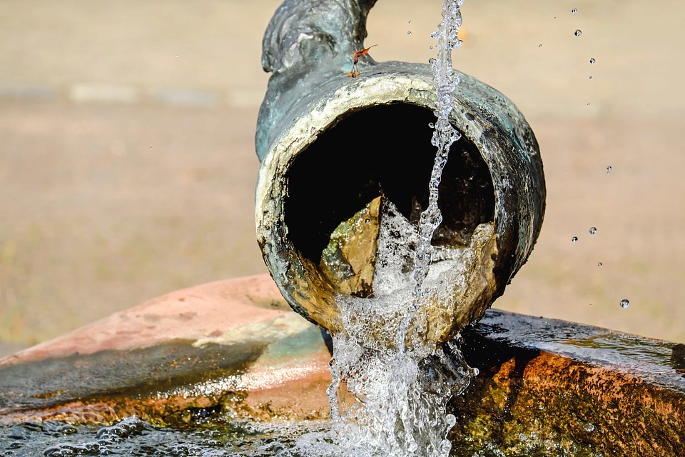 Decoration fountain metal