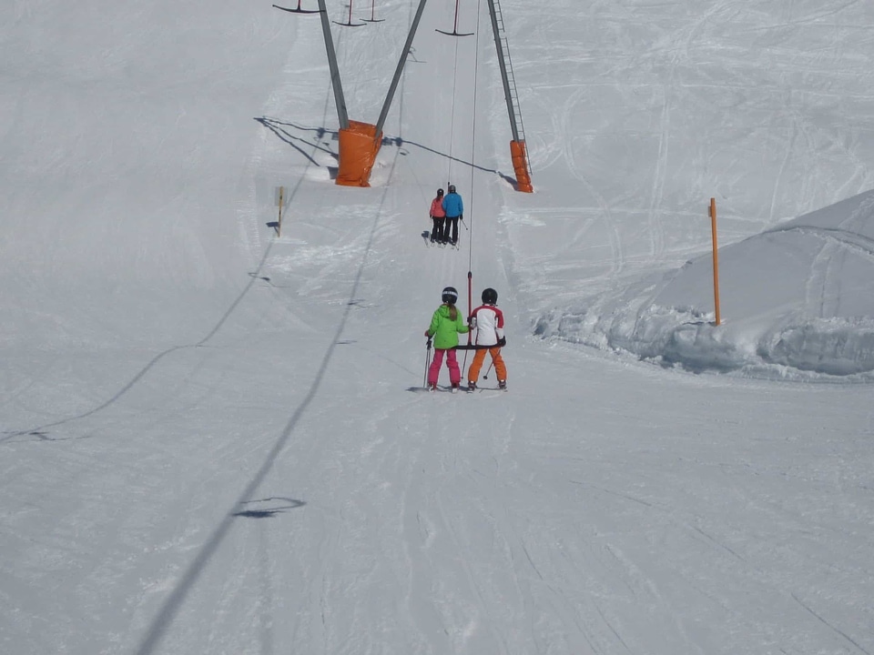Activity ascent chairlift
