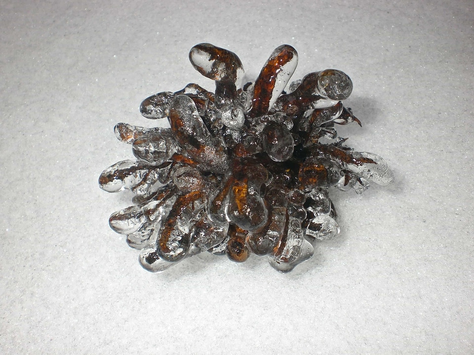 Cold crystal detail