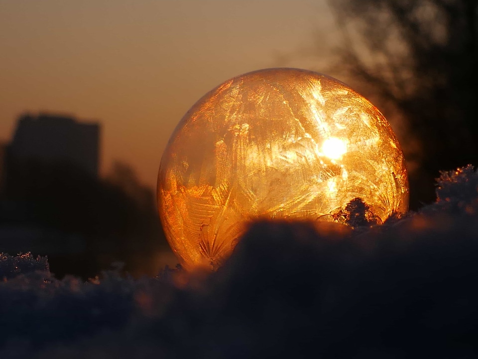 Backlight crystal darkness
