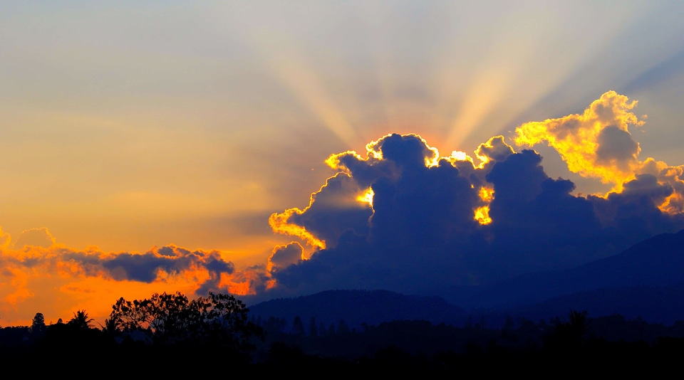 Backlight cloud dawn photo