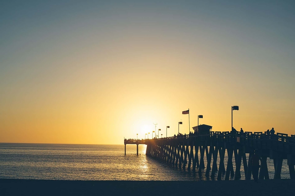 Backlight beach city