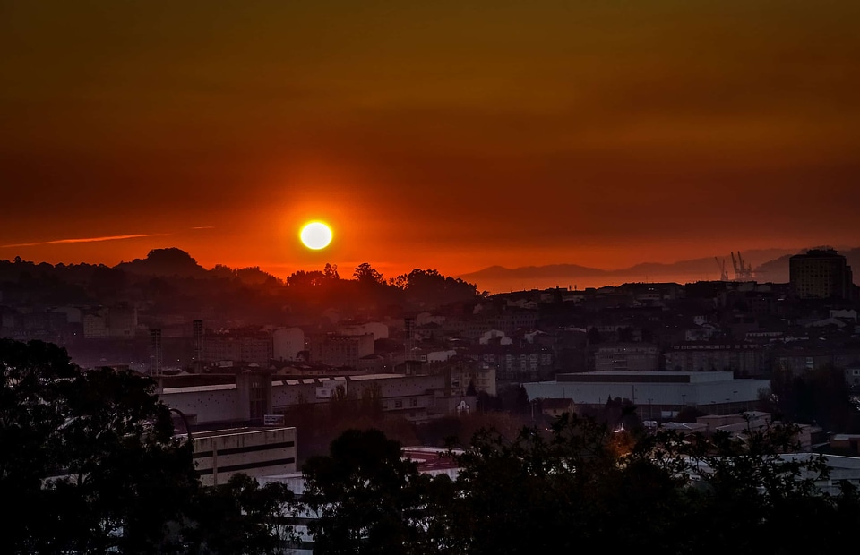 Atmosphere backlight beautiful photo