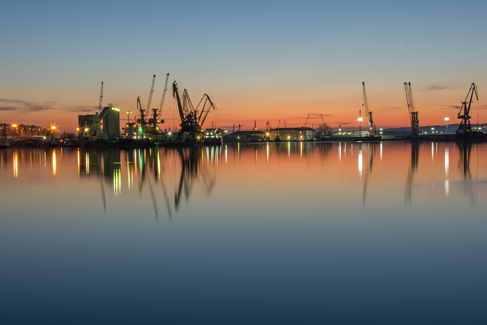 Backlight boat boats photo