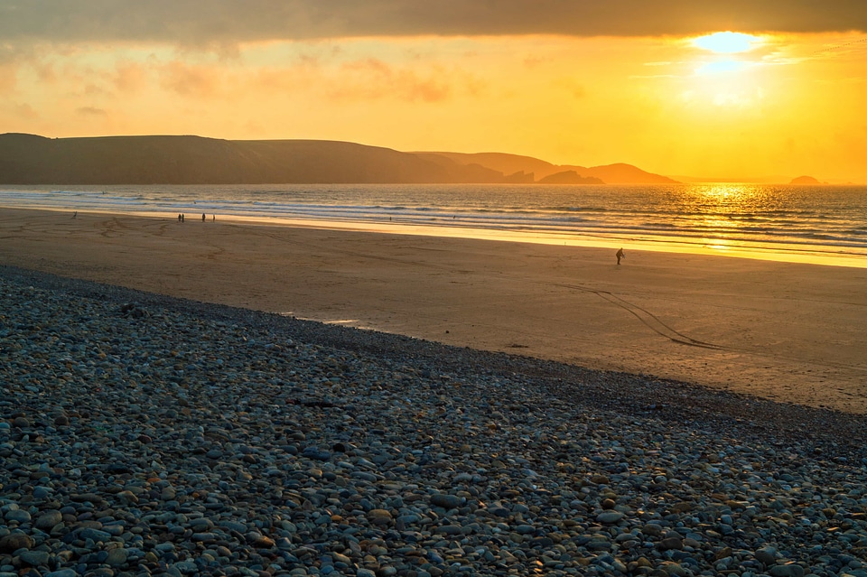 Backlight bay beach photo