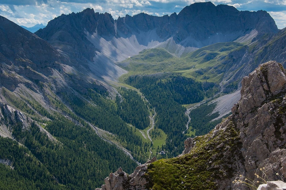 Blue Sky canyon cloud
