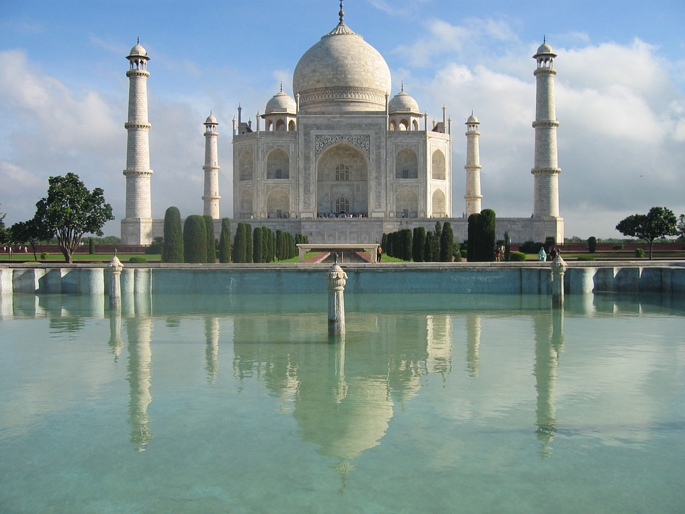 Taj mahal temple india