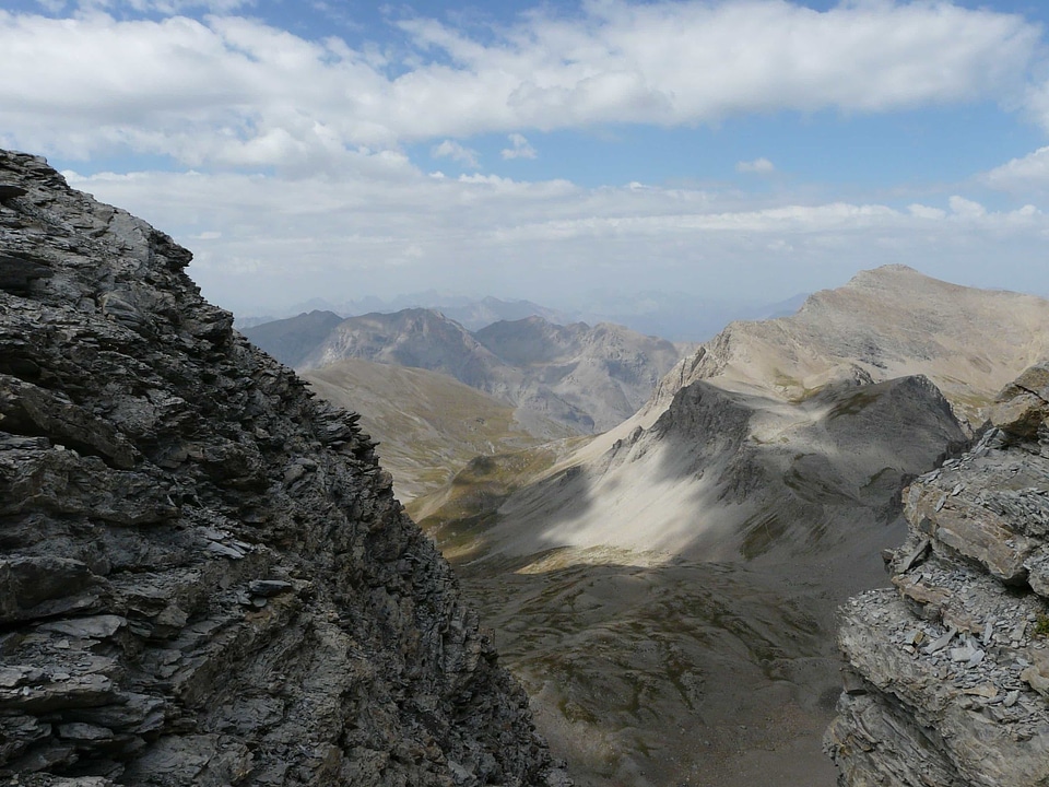 Cliff geology hike photo