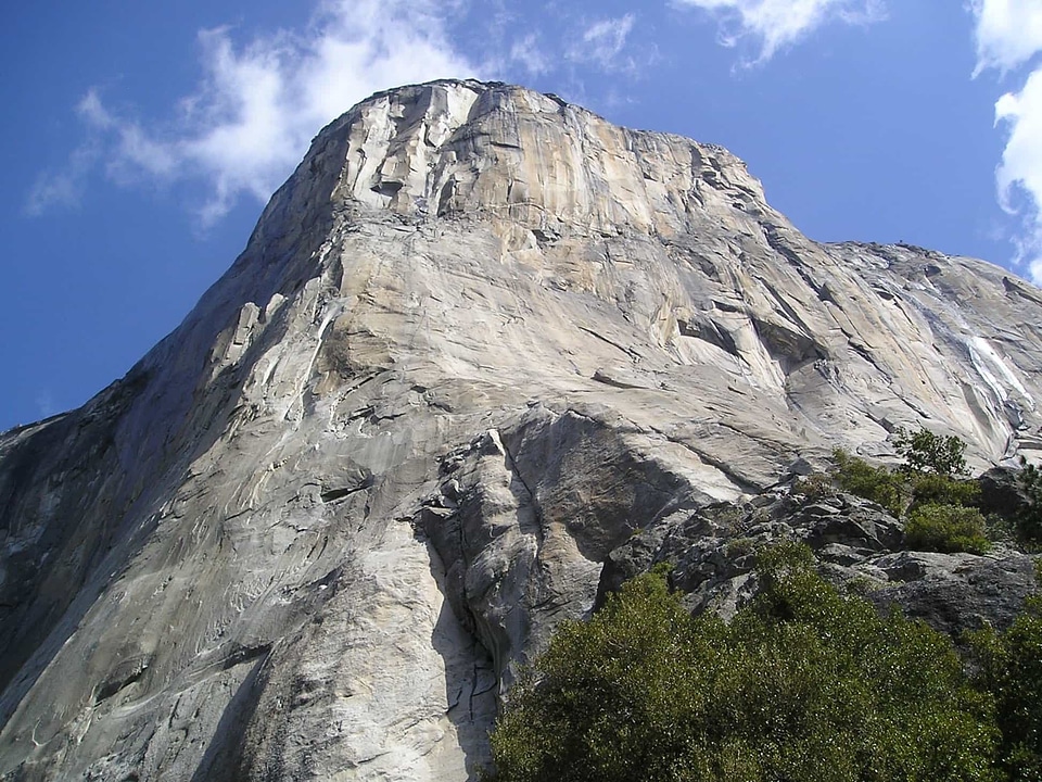 Cliff climb geology photo