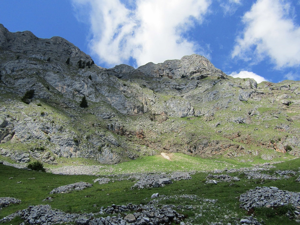 Cliff environment geology photo