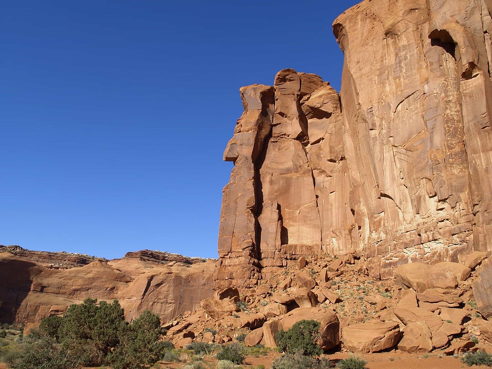 Area canyon cliff