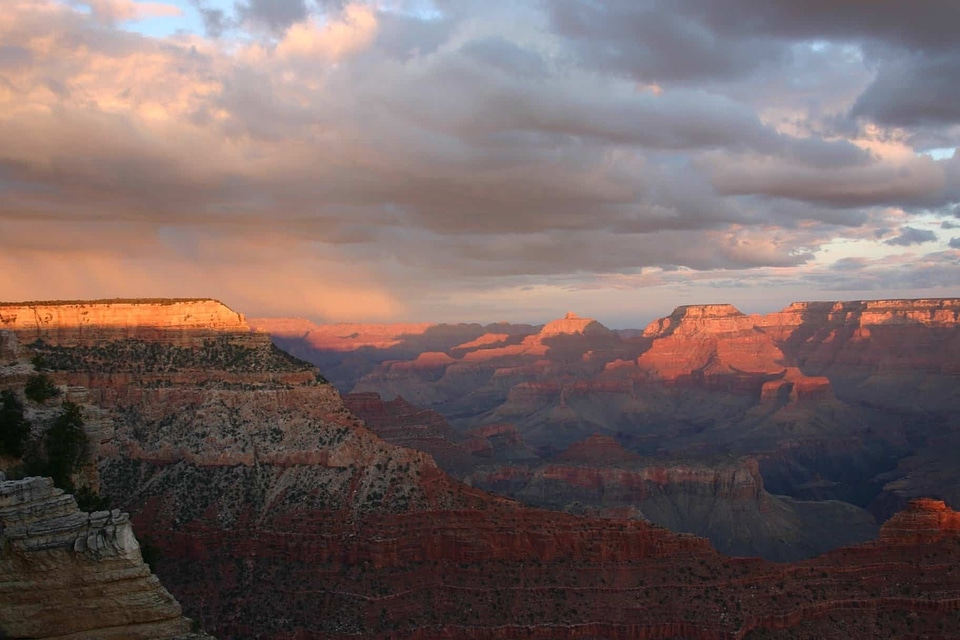 Area canyon cliff
