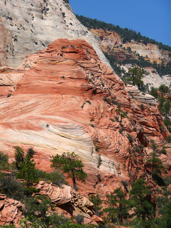 Area canyon cliff photo